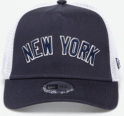 NEW ERA NEW YORK YANKEES TEAM SCRIPT TRUCKER CAP