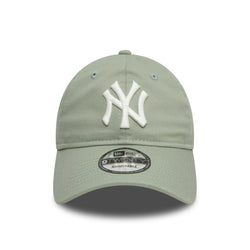 New Era New York Yankees League Essential Pastel Green 9TWENTY Adjustable Cap