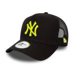 New Era New York Yankees League Essential Black A-Frame Trucker Cap