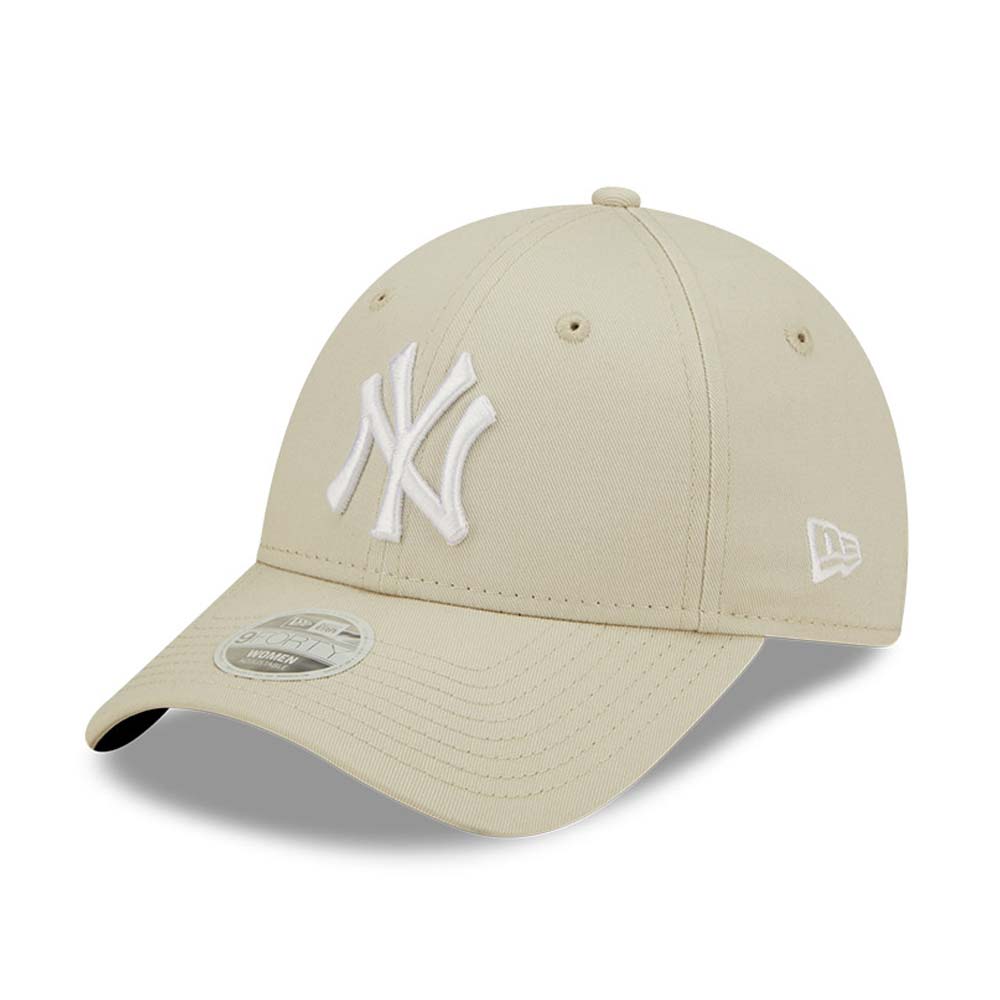 New York Yankees Womens League Essential Light Beige 9FORTY Adjustable Cap