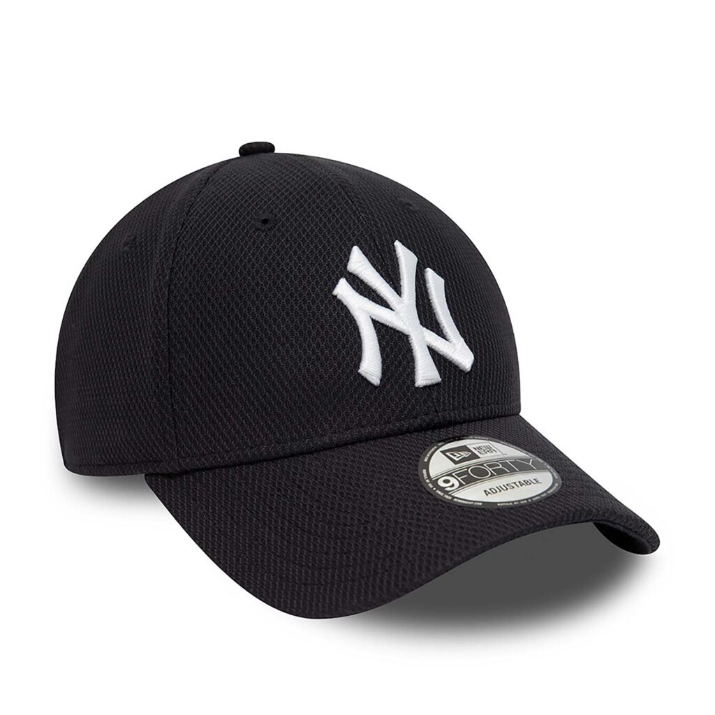 New York Yankees Diamond Era Essential Navy 9FORTY Adjustable Cap