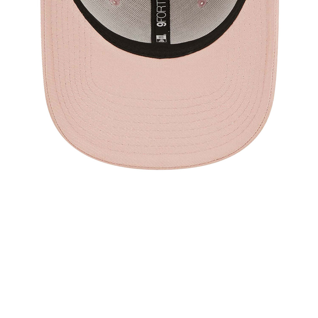 new-york-yankees-womens-league-essential-pink-9forty-adjustable-cap-60298801-right