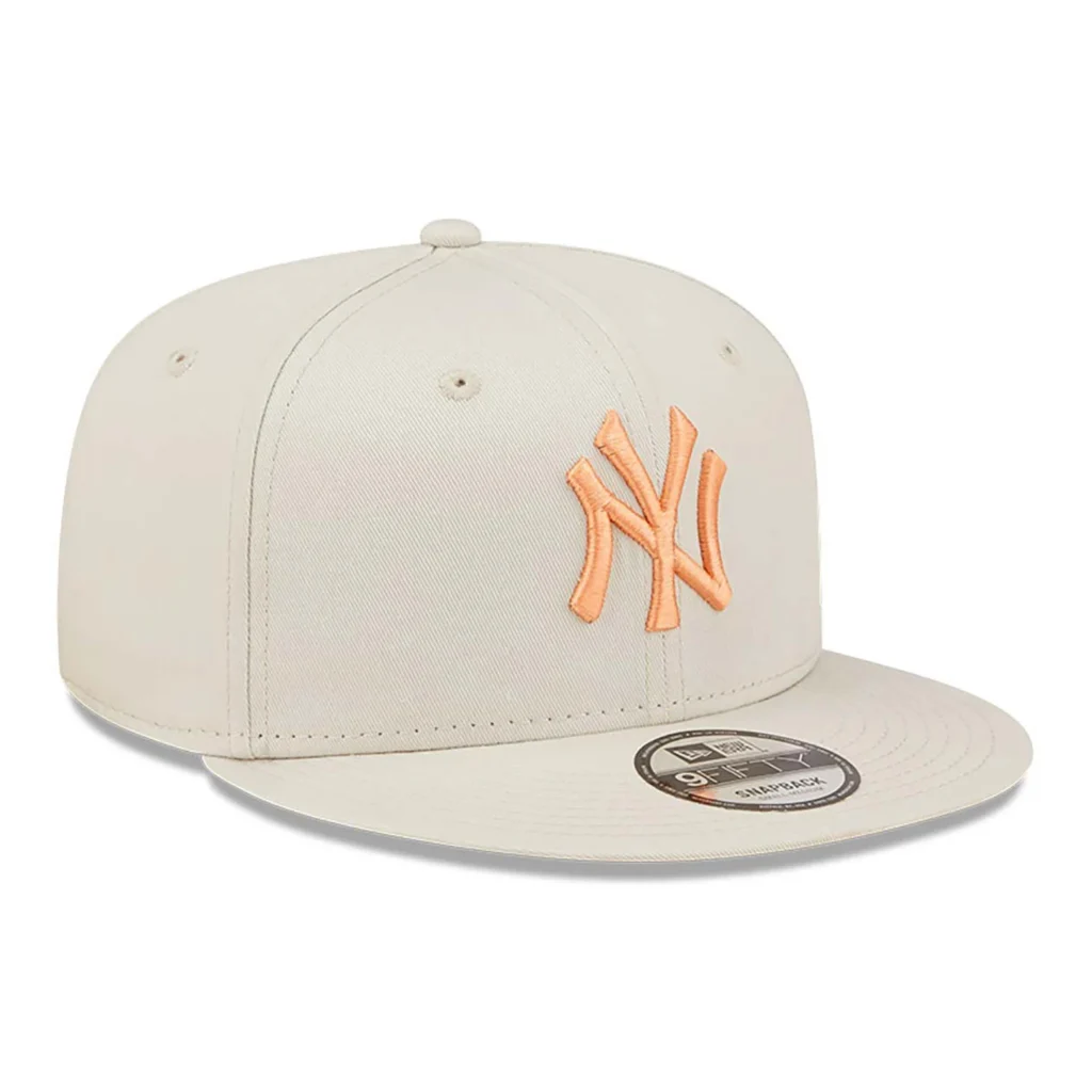 New York Yankees League Essential Cream 9FIFTY Snapback Cap-right