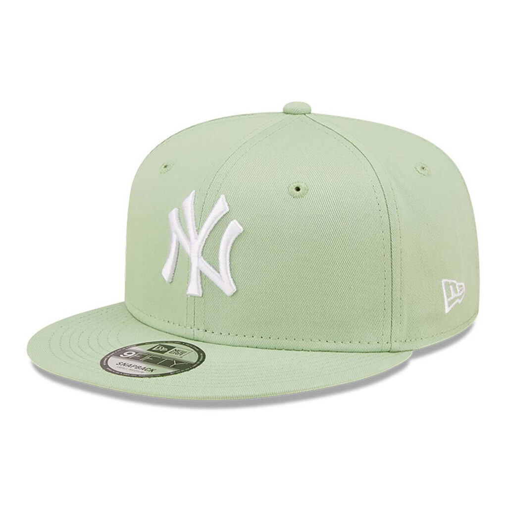 New York Yankees League Essential Green 9FIFTY Snapback Cap-left