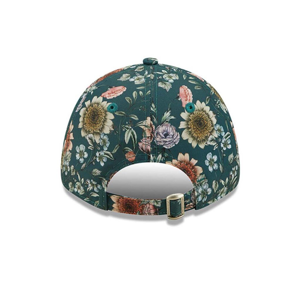 New York Yankees Womens All Over Print Green Floral 9FORTY Adjustable Cap-front